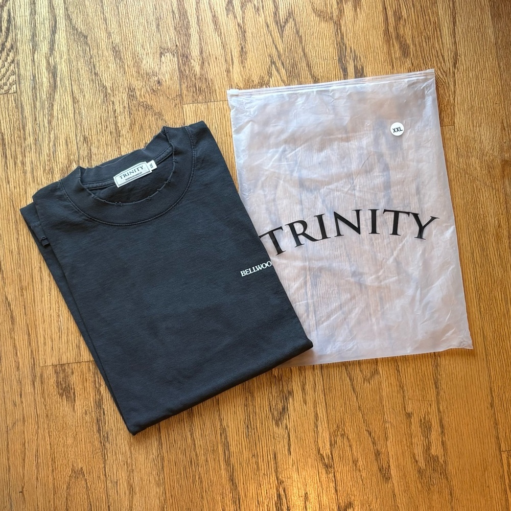 Trinity Label Vintage XXL Bellwoods Distressed Tee